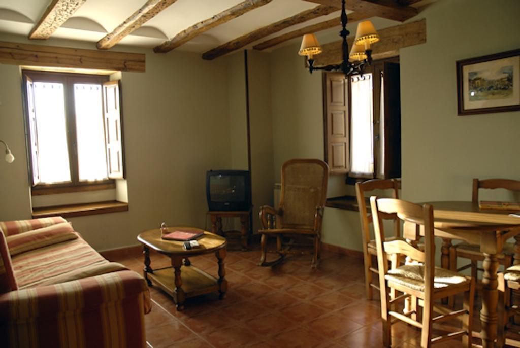 Parador De Santa Rita Molina de Aragon Eksteriør billede